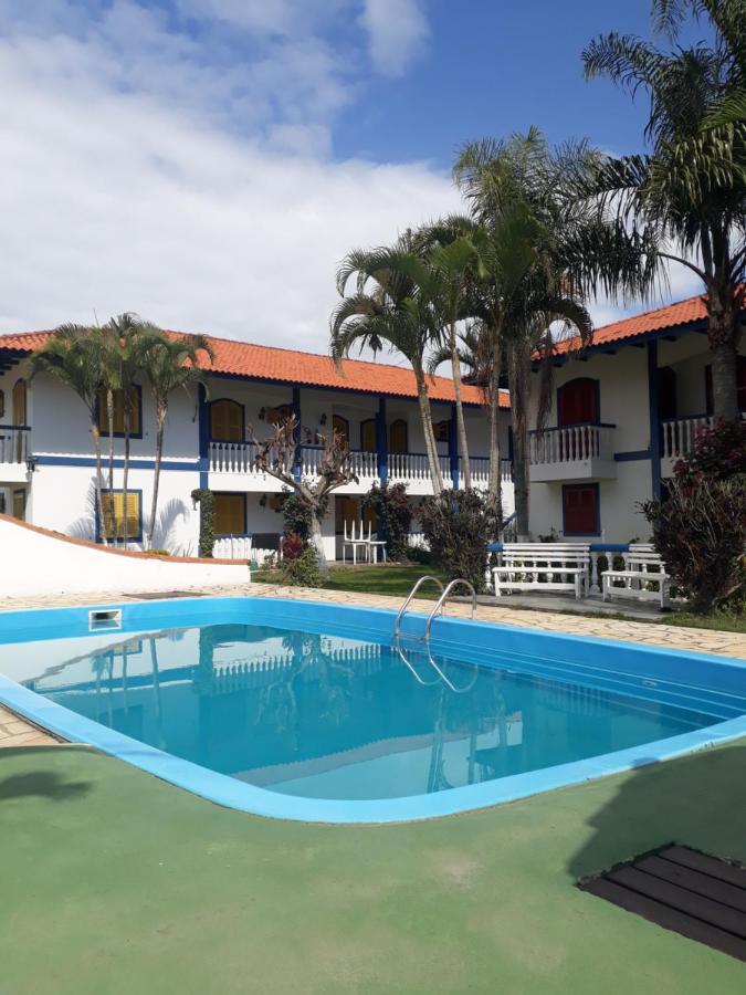 Residencial Colonial Amarelo A 150M Da Praia De Mariscal Aparthotel Bombinhas Exterior photo